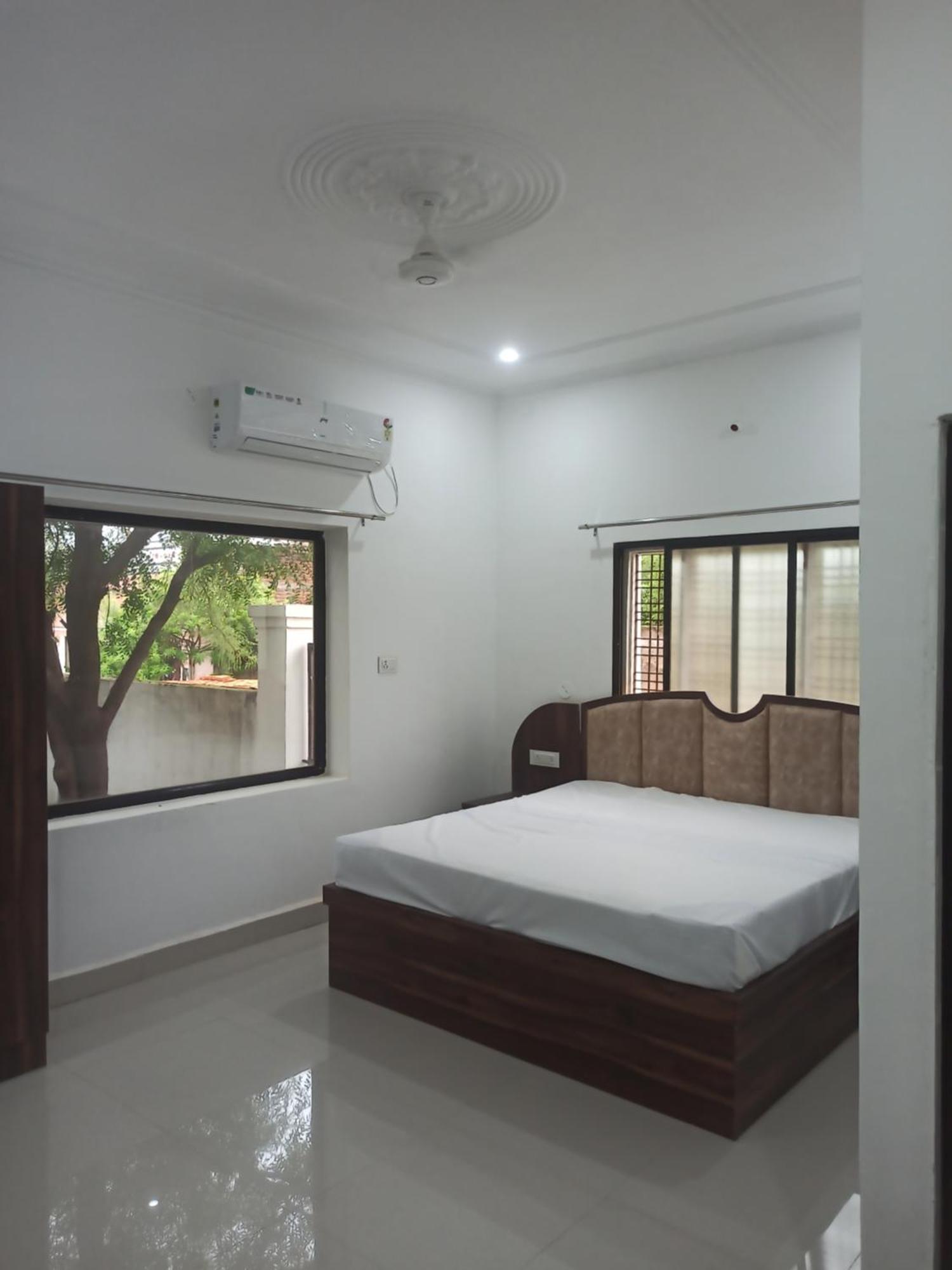 Abhiram Homestay Khajuraho Ngoại thất bức ảnh