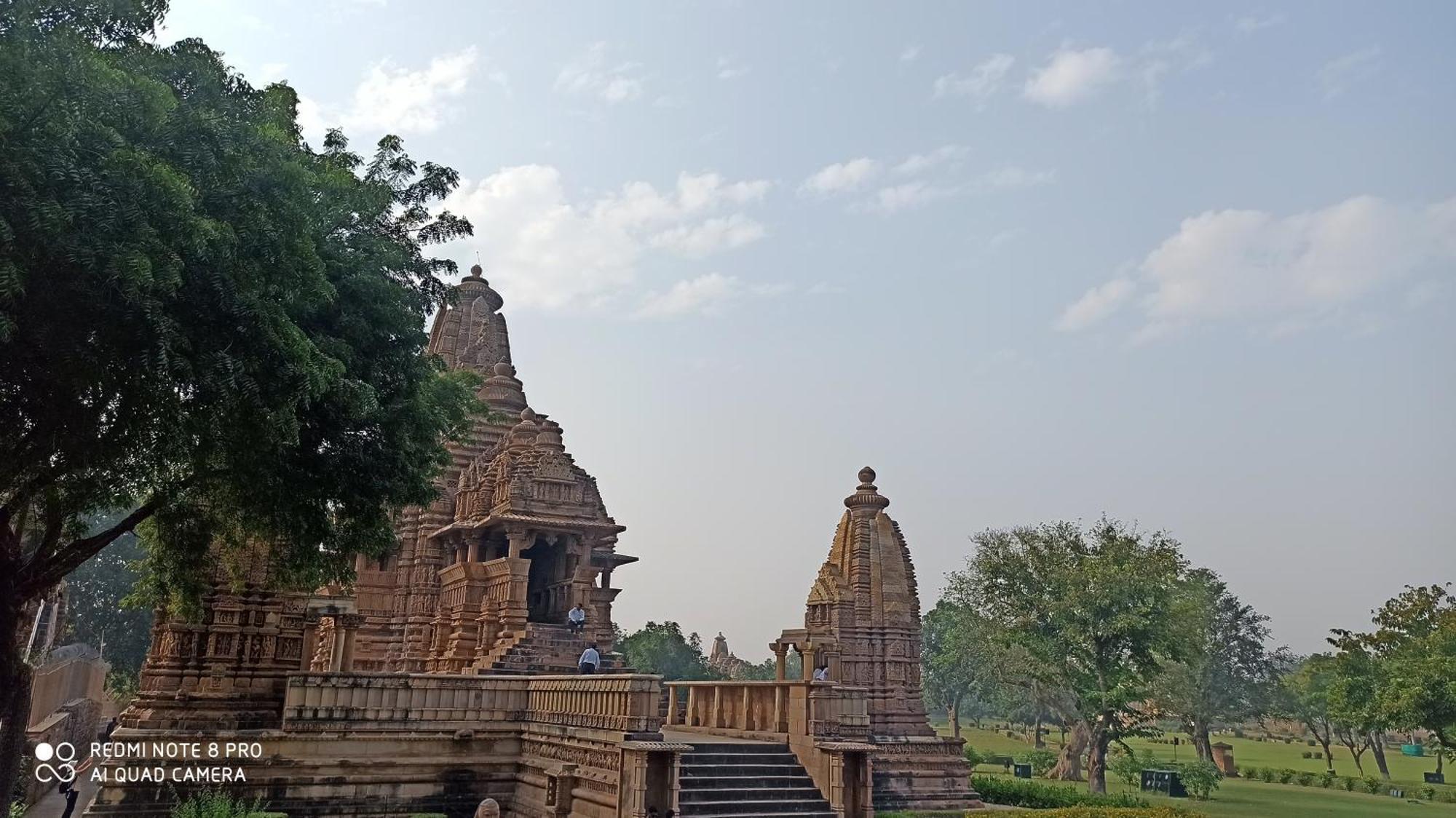 Abhiram Homestay Khajuraho Ngoại thất bức ảnh