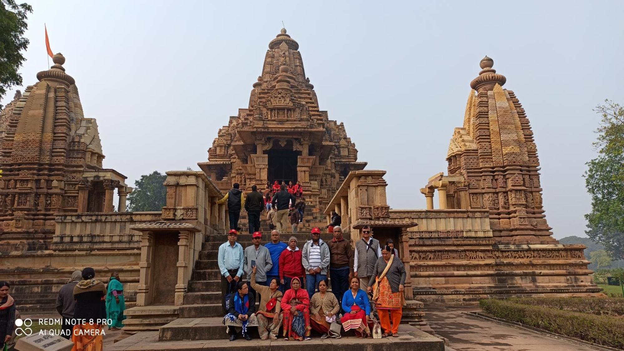 Abhiram Homestay Khajuraho Ngoại thất bức ảnh