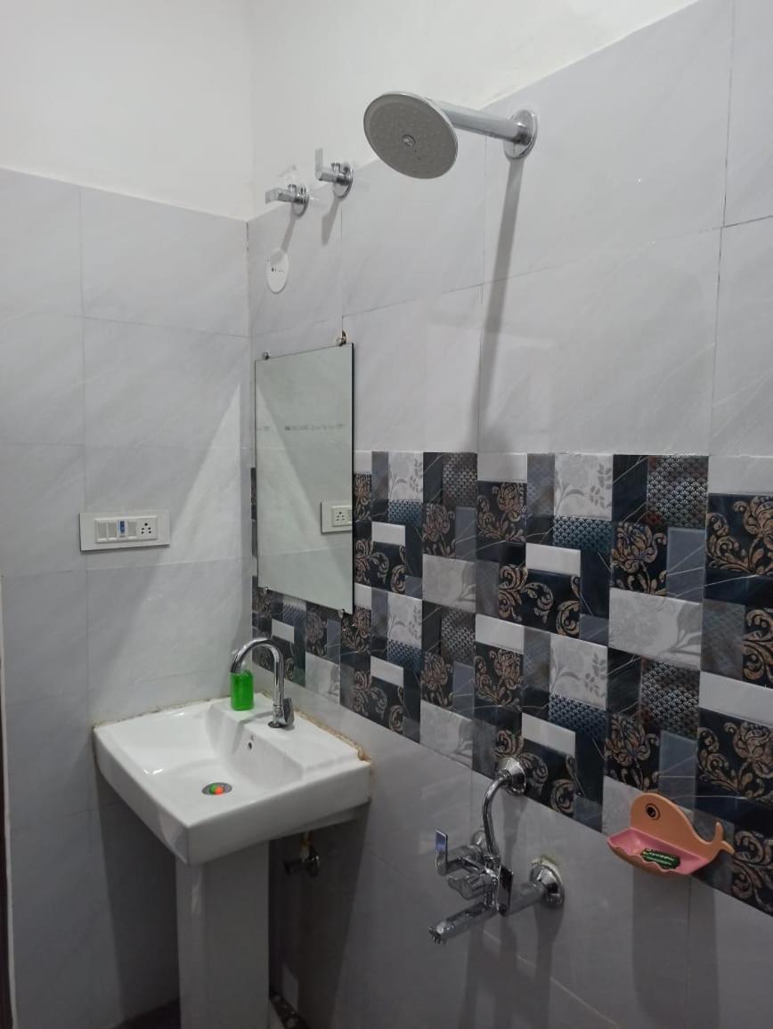 Abhiram Homestay Khajuraho Ngoại thất bức ảnh