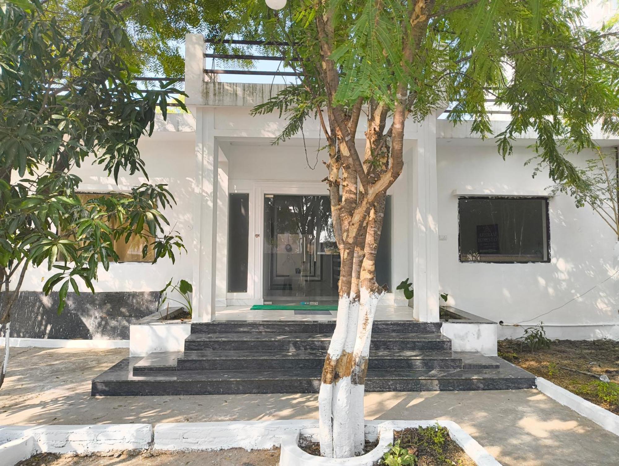 Abhiram Homestay Khajuraho Ngoại thất bức ảnh