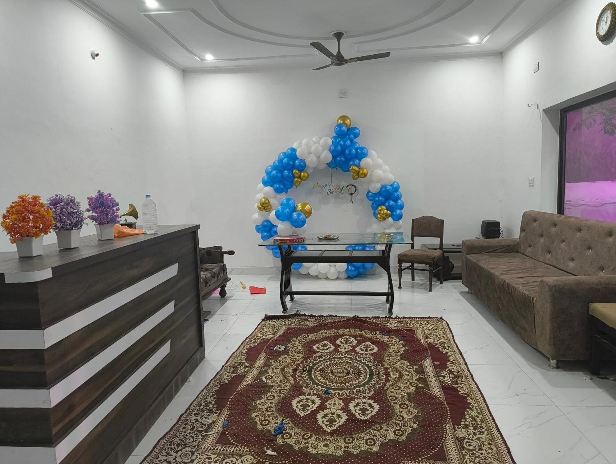 Abhiram Homestay Khajuraho Ngoại thất bức ảnh